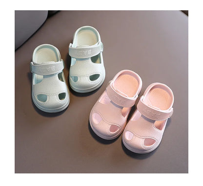 Children's Cave Shoes, Summer Boys, Baby Non-slip Soft Soled Beach Shoes, Girls' Baby Cartoon CHILDREN'S Slippers