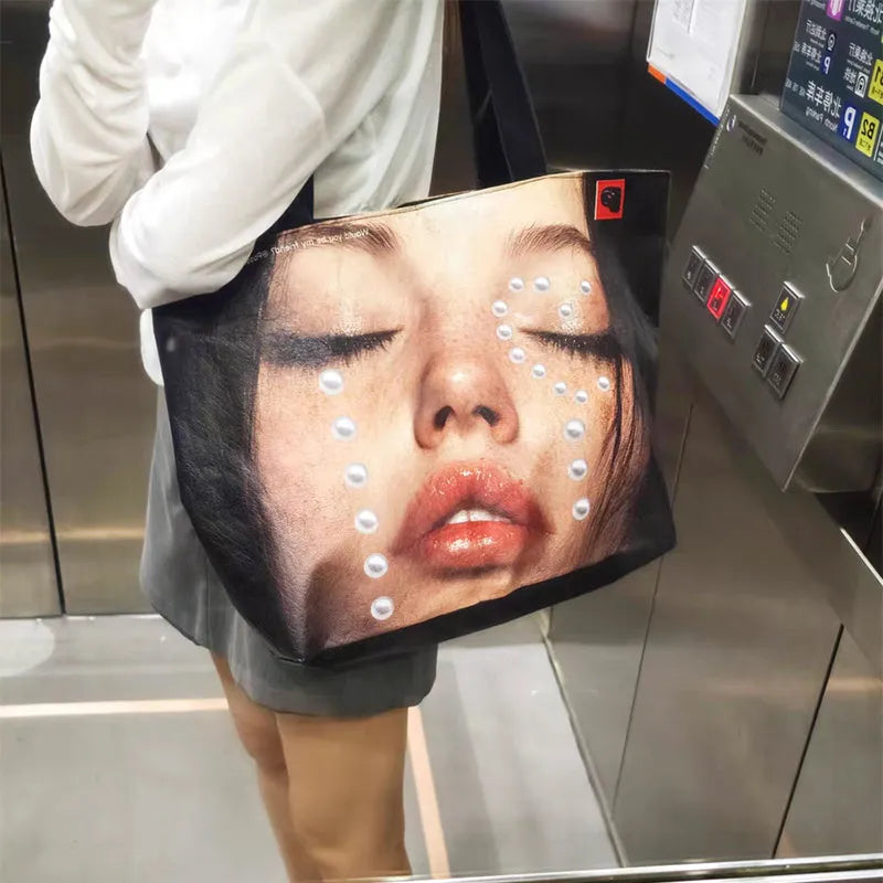 Brand Portrait Print Tote Bag Large Capacity Top-handle Shopper Bag Fashion Pvc Kraft Paper Shoulderbag Waterproof Pouch Storage
