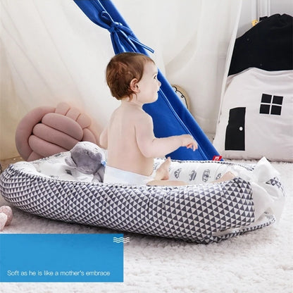 85x50cm Baby Nest Baby Crib Infant Cradle Cotton Cot Newborn Nursery Bassinet with Pillow Infant Toddler Lounger