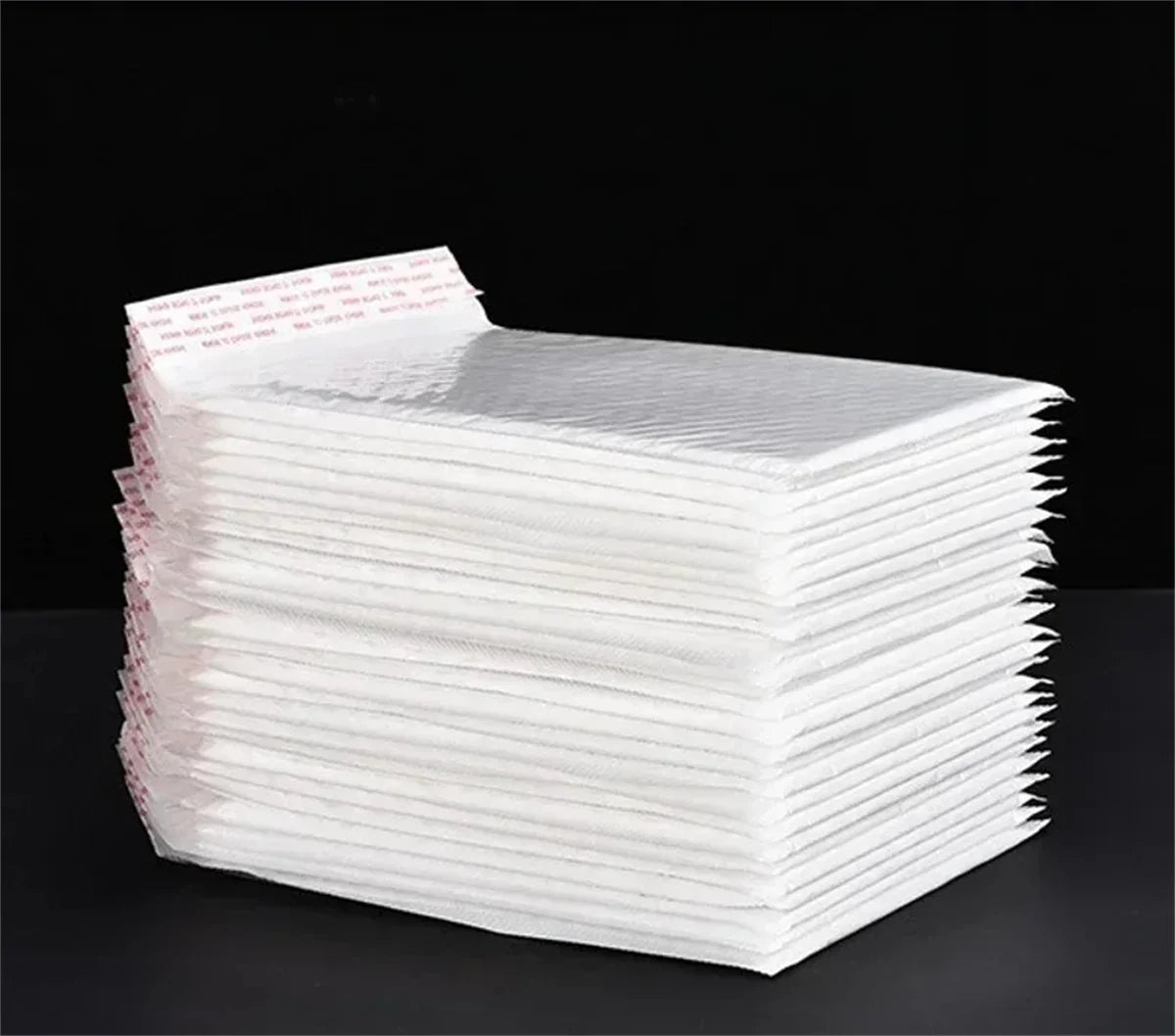 Wholesale White Bubble Envelopes Bag Waterproof Foam Bubble Mailers Shipping Envelope Bags Plastic Self Sealed Packing Pouches