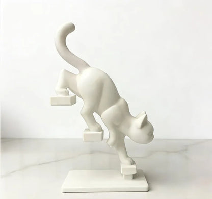 Modern White Leaping Cat Sculpture Geometric Minimalist Home Decor Living Room Desk Ornament Ideal Gift for Cat Lovers
