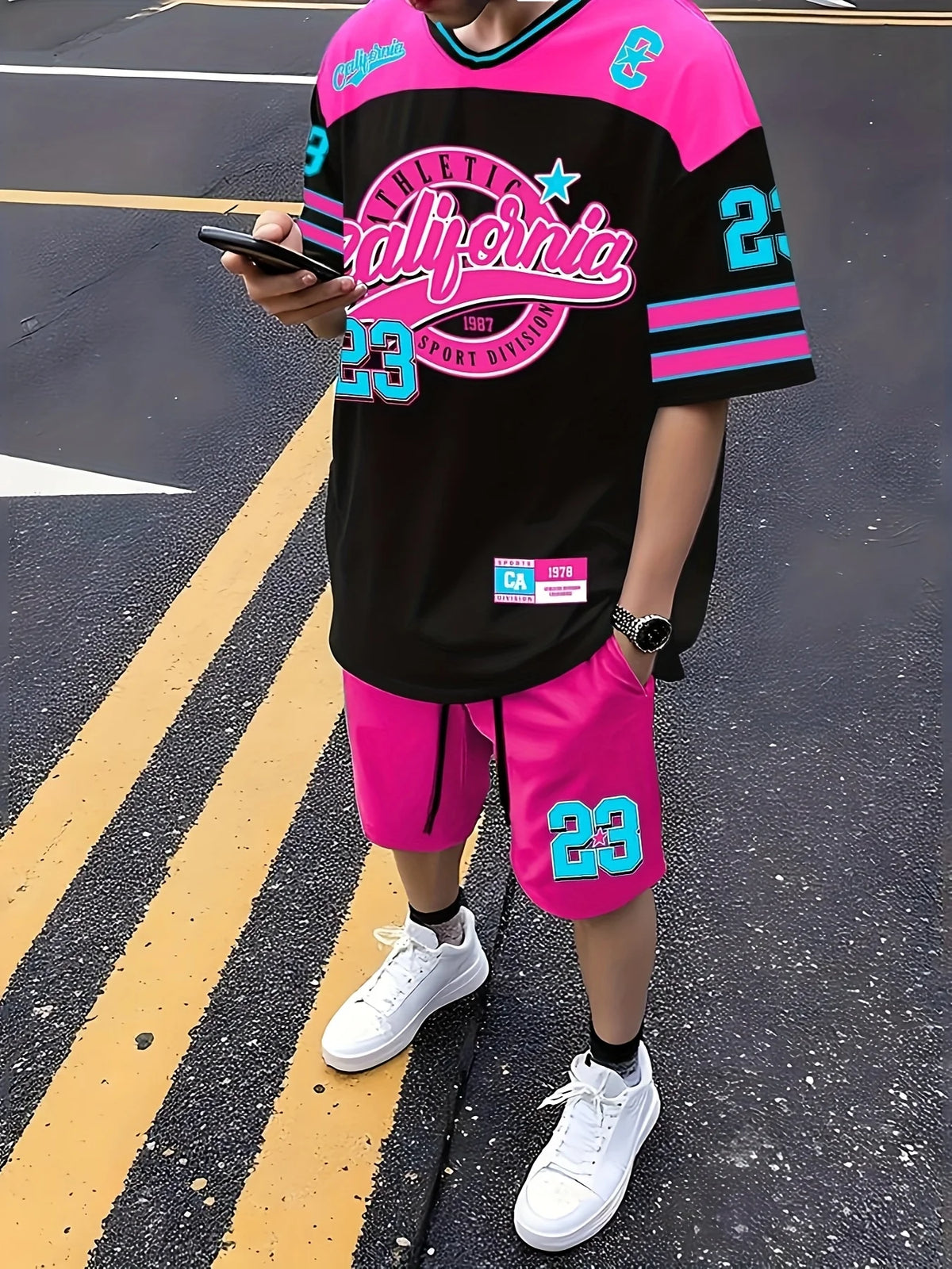 The 2025 summer new men's set features street casual hip-hop fashion comfort and softness with 3D digital pattern printing