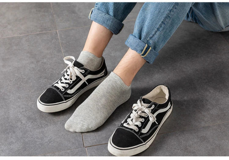 5/10 Pairs Low Cut Men Socks Solid Color Black White Breathable Cotton Socks Male Sport Businessmen Short Socks
