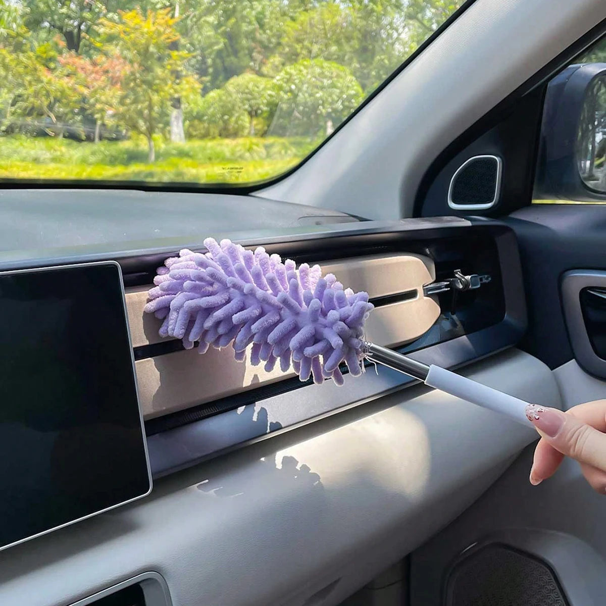 1-Piece Washable Mini Telescopic Duster with Extendable Handle, Lint-Free, Multi-Functional and Efficient Cleaning Tool with Flexible Head - Suitable for Narrow Spaces in Homes and Cars
