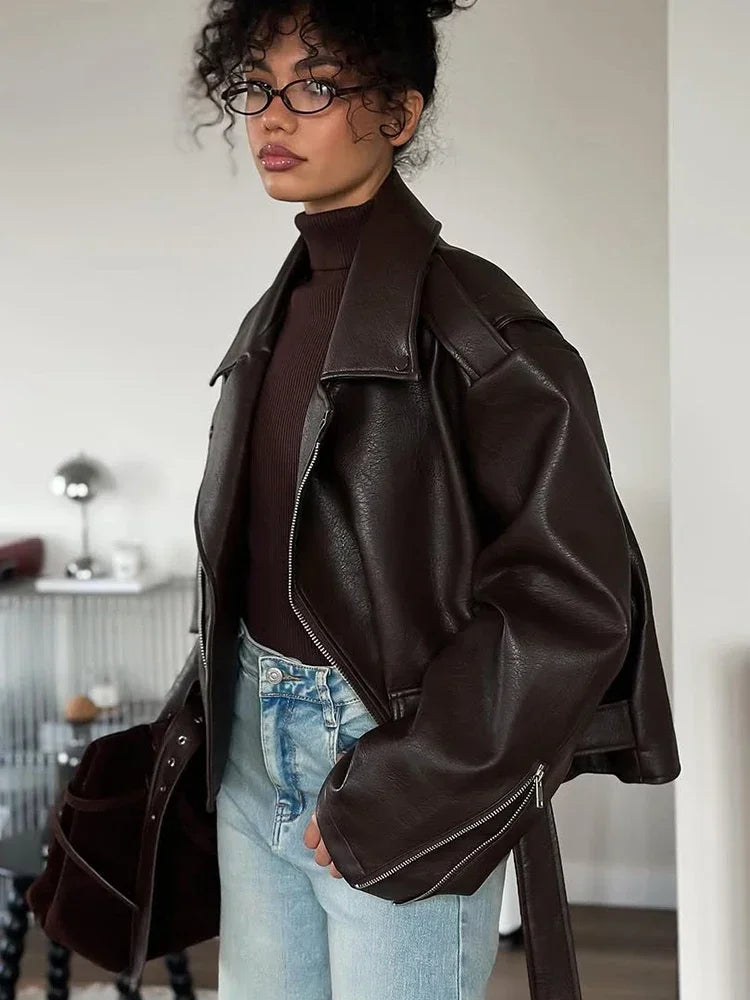 Retro Brown Lace Up Lapel Leather Jacket Women Fashion Zipper Pocket Full Sleeve Short Coat 2025 New Autumn High Street Outwears