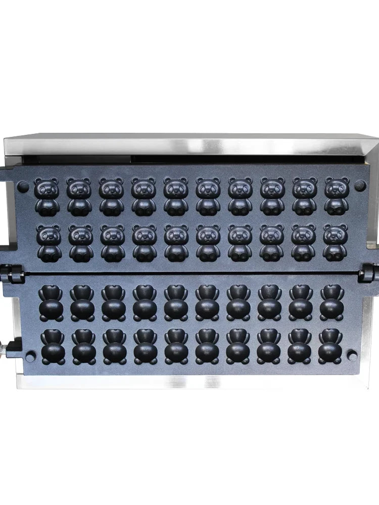 XEOLEO Commercial 20PCS Little Bear Shape Waffle Maker 3000W Electric Bear Waffle Make Machine Non-stick coating Snack Equipment