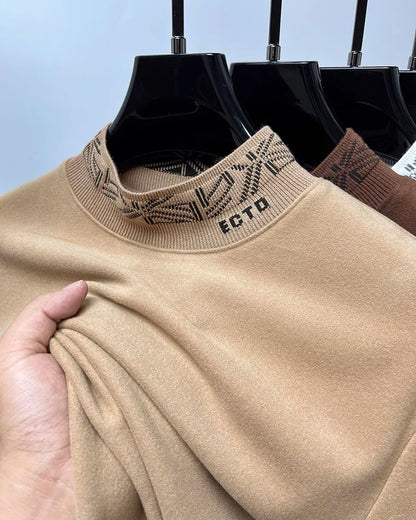 High quality men's semi high neck velvet sweater long sleeved warm T-shirt autumn winter fashionable embroidery casual pullover