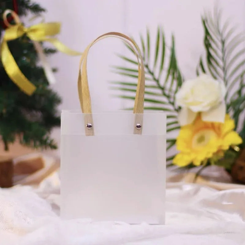 10PCS Holiday Gift Bag Eco-friendly Companion Gift Candy Bag Holiday Gift Birthday Gift Bag Anniversaries，Frosted Tote Bag