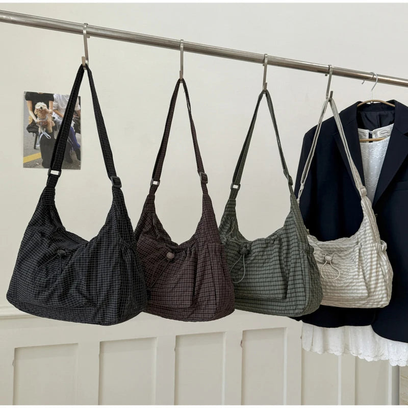 Korean Nylon Shoulder Bag Fashion Simple Plaid Zipper Tote Bag Drawstring Pleated Cloud Bag New Commuter Crossbody Shoulder Bag