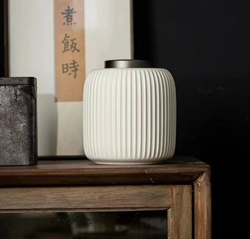 Ceramic Dog Urn Dead Cremation Hair and Teeth Memorial Moisture-proof Cute Cat Urns Sealed Caskets Pet Memorials Products