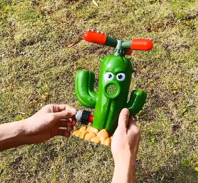 Cactus Sprinkler Water Spray Toy Garden Water Toys Outdoor Backyard Summer Yard Cartoon Splash Sprinkler Baby Bath Toy for Kids