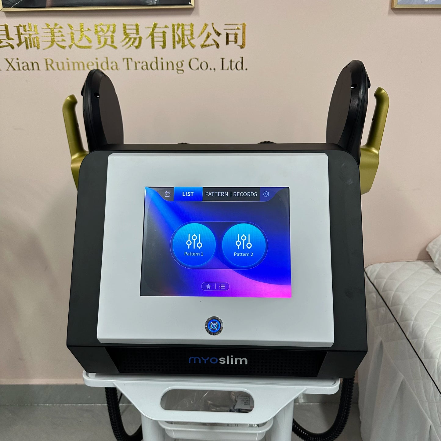 CE Certified EMS RF Neo Body Sculpting Machine  Muscle Stimulator Fat Reduction Body Slimming Beauty Equipment