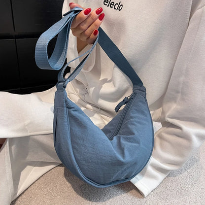 Nylon Hobos Chest Shoulder Dumpling Bag Large Capacity Travel Crossbody Half Moon Belt Messenger for Women Bags Wholesale