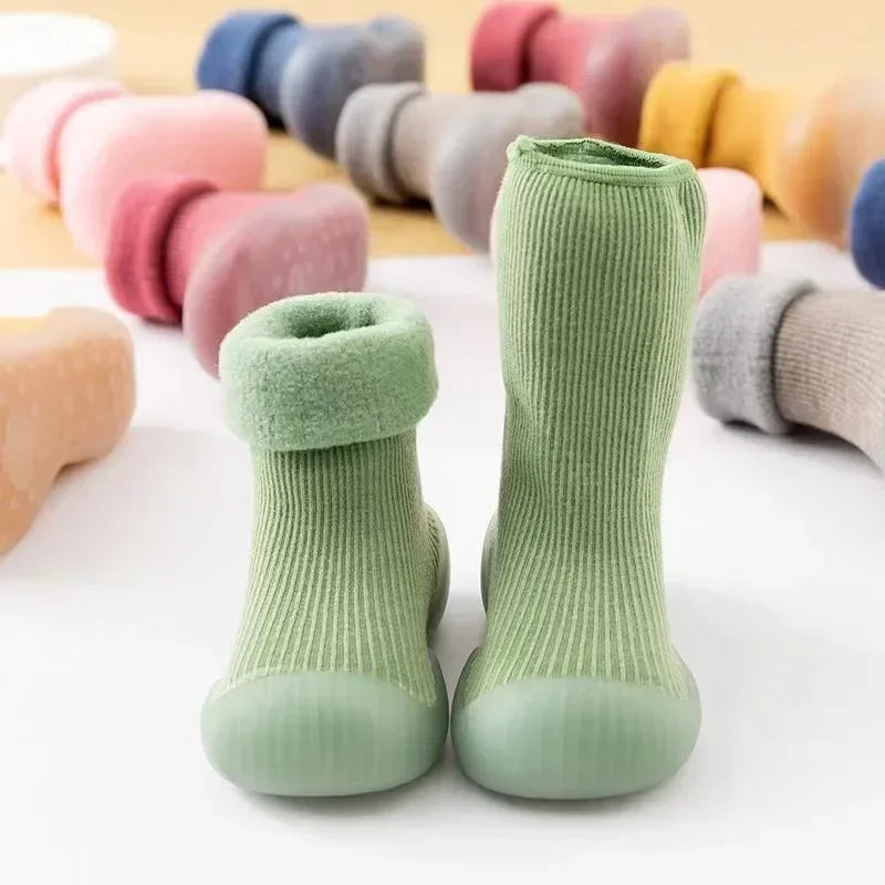 Baby Winter Booties Non-Slip Soft Sole Shoes with Cotton Socks Warm Fleece-Lined Infant First Walkers for Boys Girls 0-4T