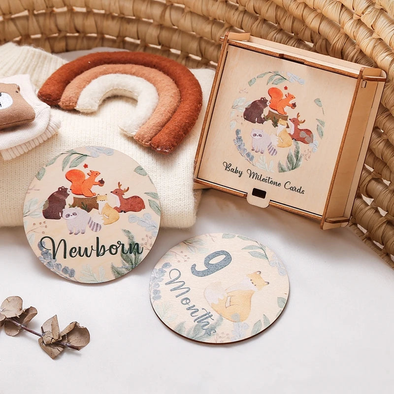 Newborn Baby Growth Milestones 0-12 Months Wooden Card With Box Photo Accessory Cartoon Animal Picture Souvenir Wooden Baby Gift