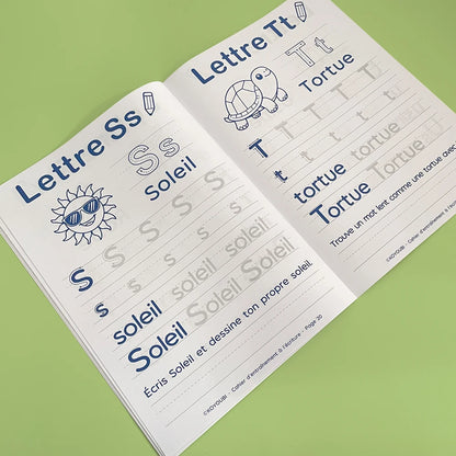 32 Pages French Alphabet Tracing & Writing Practice Book Uppercase & Lowercase French Letters Early Language Learning Workbook