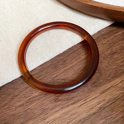 Wide Geometric Smuding Acrylic Bangles for Women Europe and America Vintage Resin Cuff Bracelets Chunky Wristband Hand Accessory