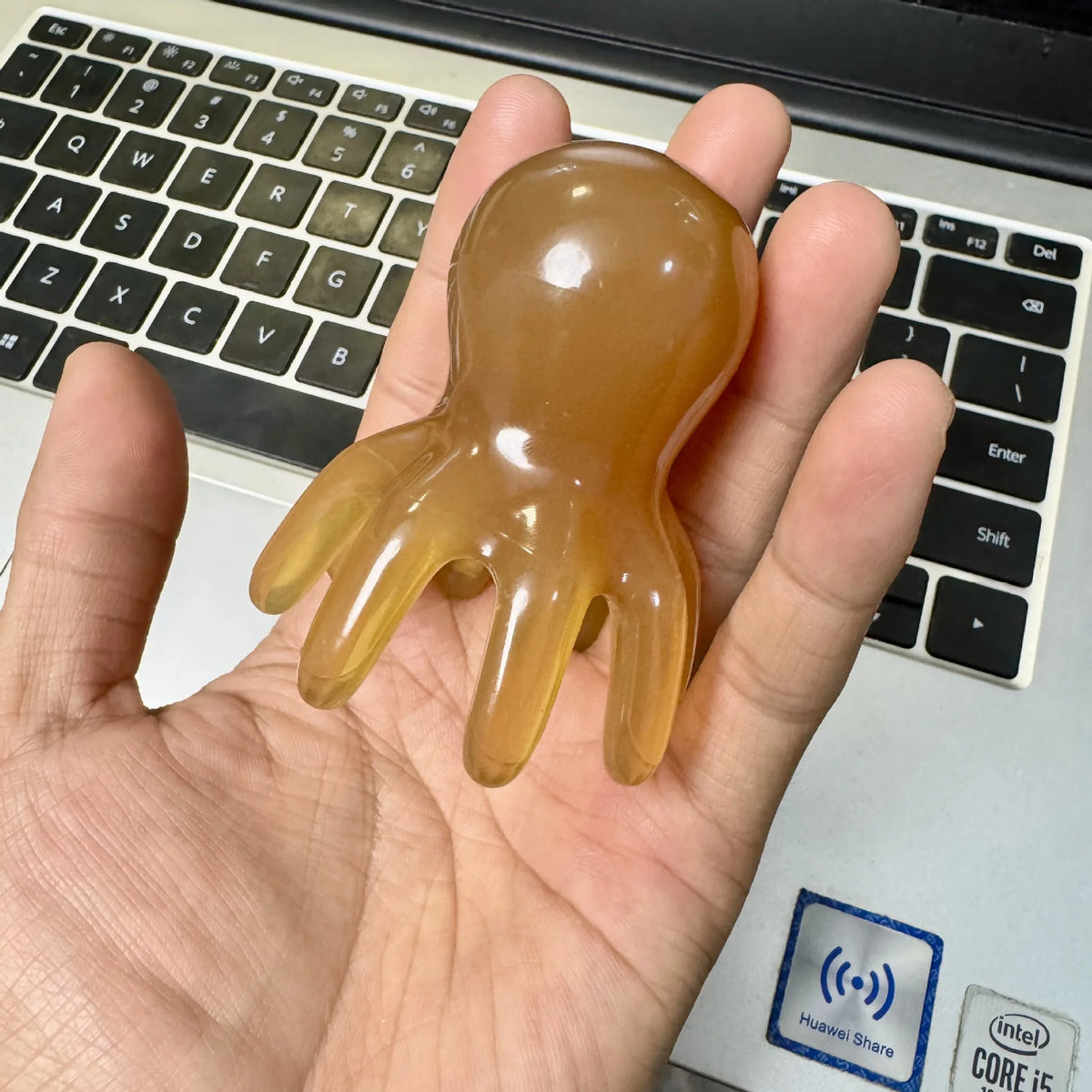 Resin Octopus Massage Comb Head Meridian Scraping Scalp Massage Brush Acupuncture SPA Gua Sha Massage Comb for Fatigue Relief