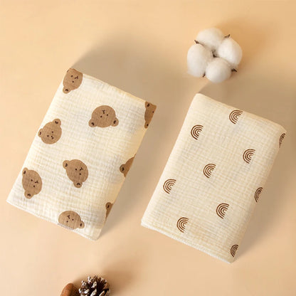 Simple Style Printed Baby Blanket Made of Gauze Material, Newborn Swaddle, Baby Swaddle Blanket, Gauze Wrap, Bedding, Baby Bath Towel, Infant Products