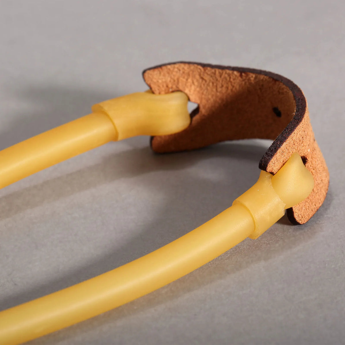 2pcs Slingshot Card Bead Rubber Band Slingshot Replaces Elastic Rubber Band, Round Rubber Band and Slingshot Accessories