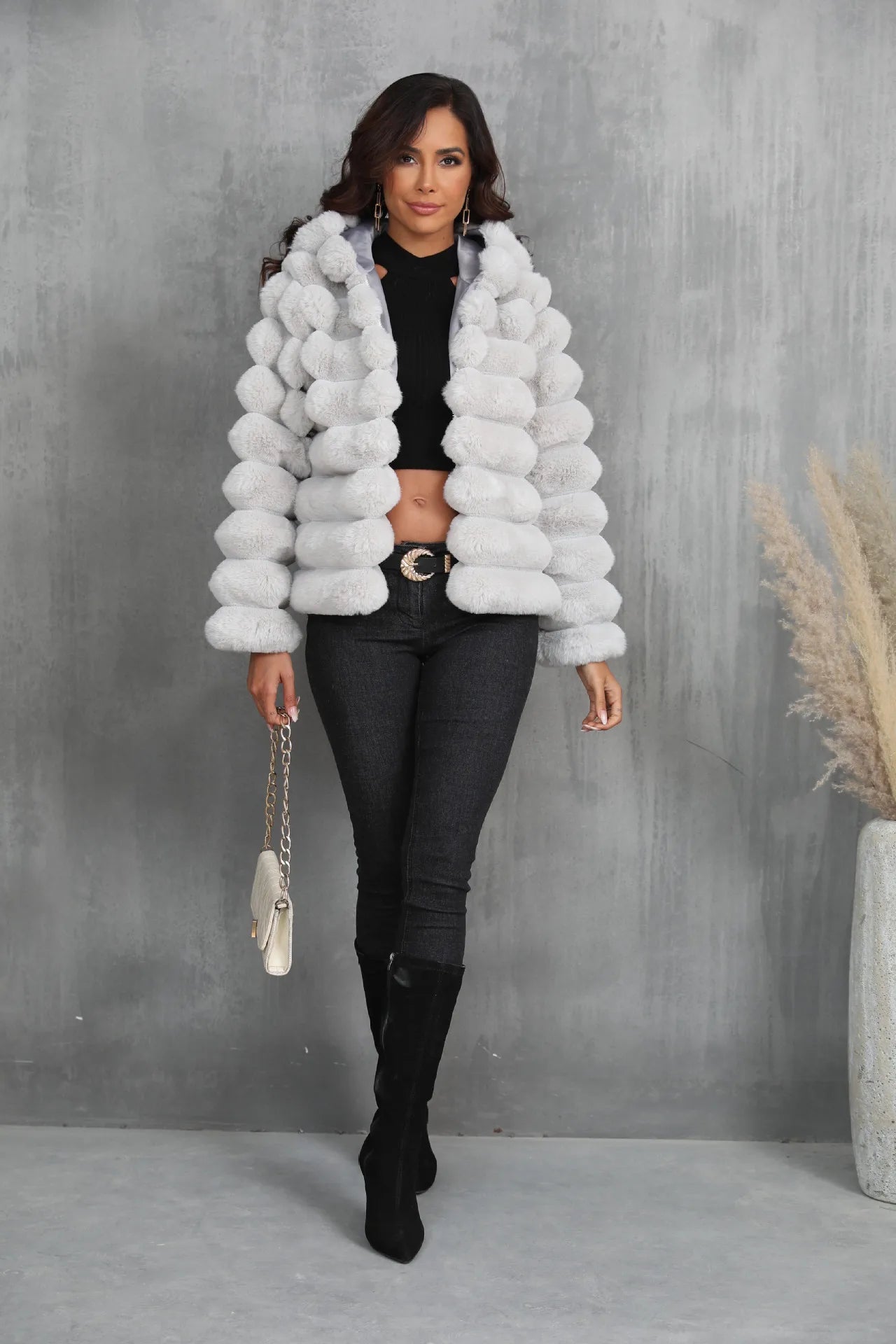 2026 Faux Fur Women Coats Hooded Full Sleeve Short Coat Zipper Thick Warm Solid Temperament Elegant Splice Autumn Winter