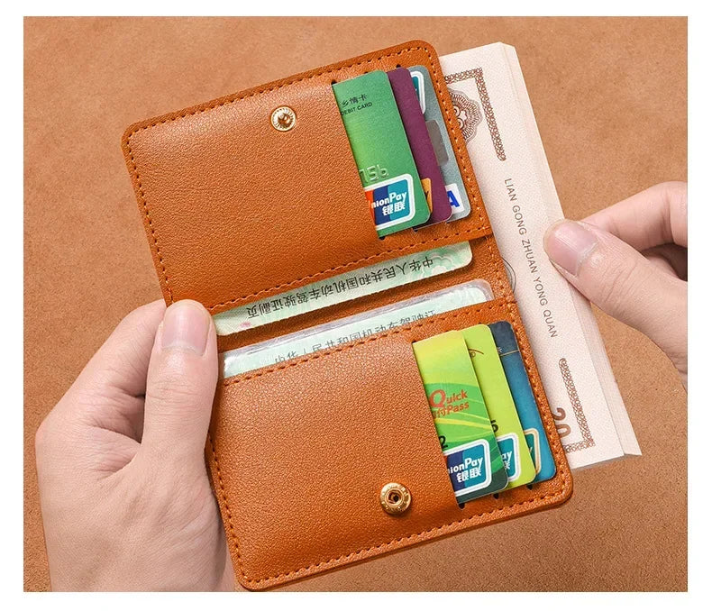 2025 Women's New Simplified Folding Button Small Wallet Soft Leather for Driver's License Male Student Card Bag