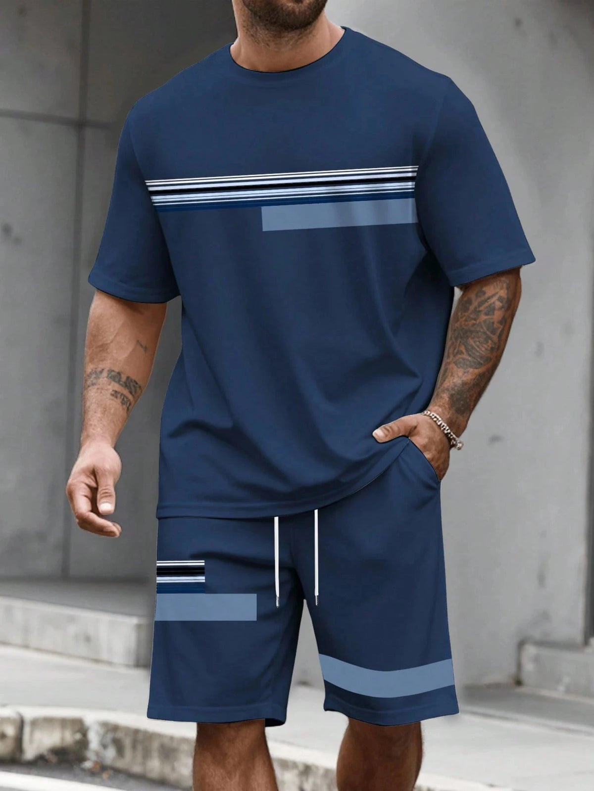 Casual Stripe Printed T-shirt Shorts Set Large Size Loose Men's Short Sleeve Tee Elastic Waist Shorts 2-piece Set Sports Clothes