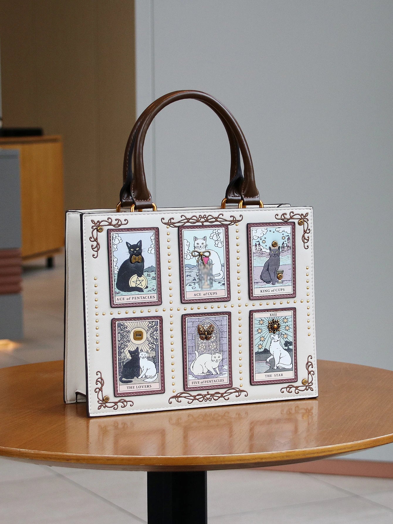 2025 High-end fashion summer new handbag female bag niche design Tarot tile tote bag large capacity Y2K cute cat bag strange win