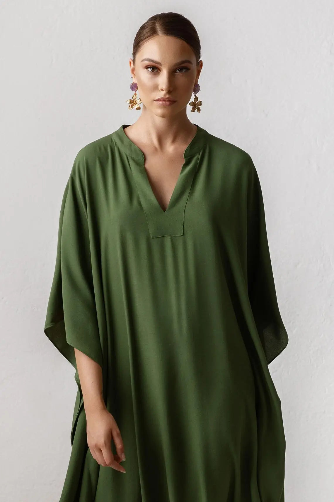 WeHello-Silky Smoothnes，Shirt for Women, Loose and Comfortable, Beach Vacation Robe, Bikini Sunscreen Shirt, Cover Up