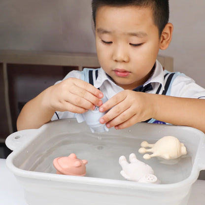Baby Bath Toys Animal Silicone Cartoon Astronauts Play With Water Toys No BPA Swim Bathroom Baby Silicone Sprinkler Bathtub Toy