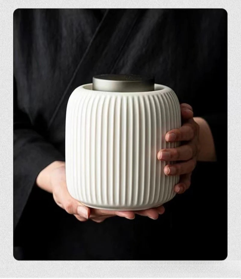 Ceramic Dog Urn Dead Cremation Hair and Teeth Memorial Moisture-proof Cute Cat Urns Sealed Caskets Pet Memorials Products