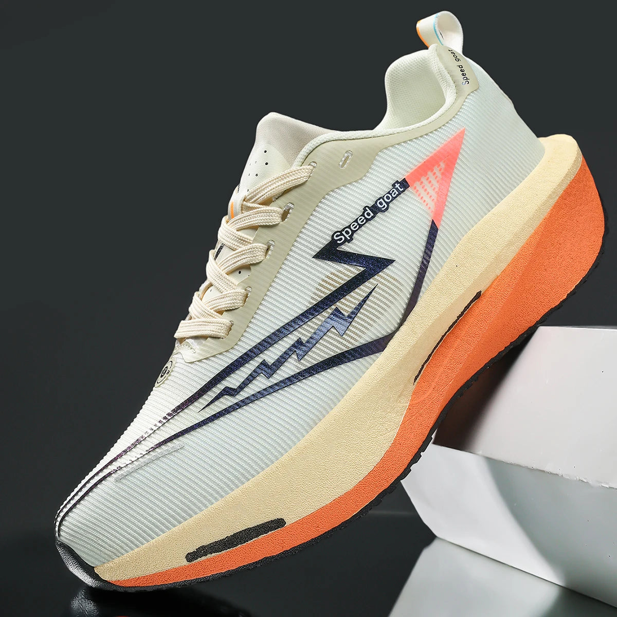 New Four-Season Versatile Non-Slip Shock-Absorbing Technology Carbon Plate Sports Casual Shoes Running Shoes Fitness Shoes Unise