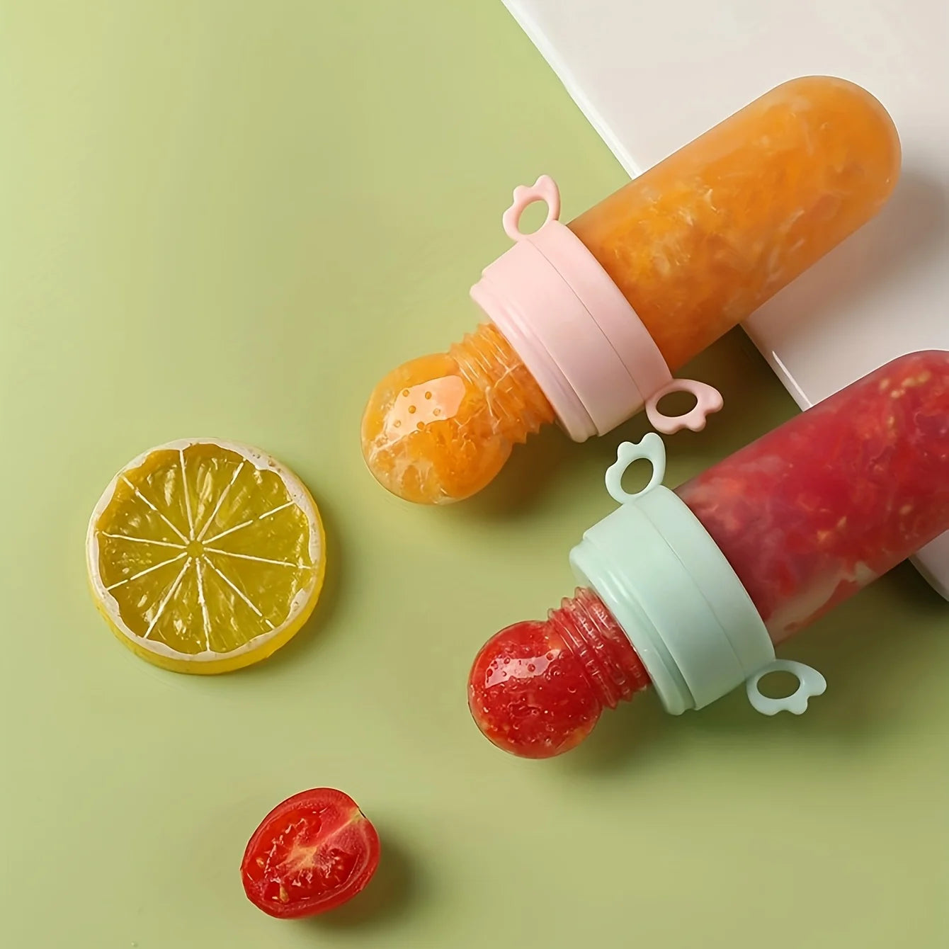 4pcs Baby Feeding Set: 1pc Silicone Spoon Feeder Bottle with Handle, 3-Size Mesh Bags-S, M, L. Baby Bottle, Feeding Bottle Set