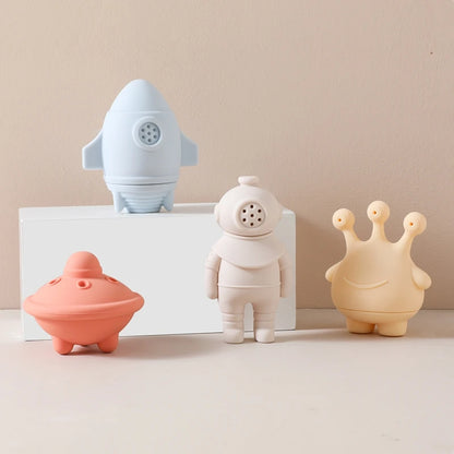 Baby Bath Toys Animal Silicone Cartoon Astronauts Play With Water Toys No BPA Swim Bathroom Baby Silicone Sprinkler Bathtub Toy
