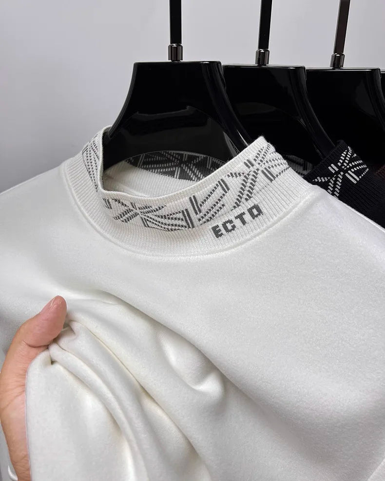 High quality men's semi high neck velvet sweater long sleeved warm T-shirt autumn winter fashionable embroidery casual pullover
