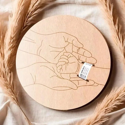 New Pattern Fashion Wooden Baby Birth Hospital Commemorative Plaque Circular Carved Newborn Collection Plaque Ornament