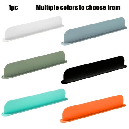 Silicone Sink Splash Guard Kitchen Sink Washbasin Water Barrier Sink Splash Cover with Suction Cup Kitchen Utensils