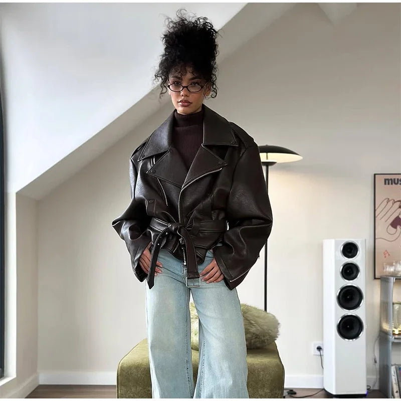 Retro Brown Lace Up Lapel Leather Jacket Women Fashion Zipper Pocket Full Sleeve Short Coat 2025 New Autumn High Street Outwears