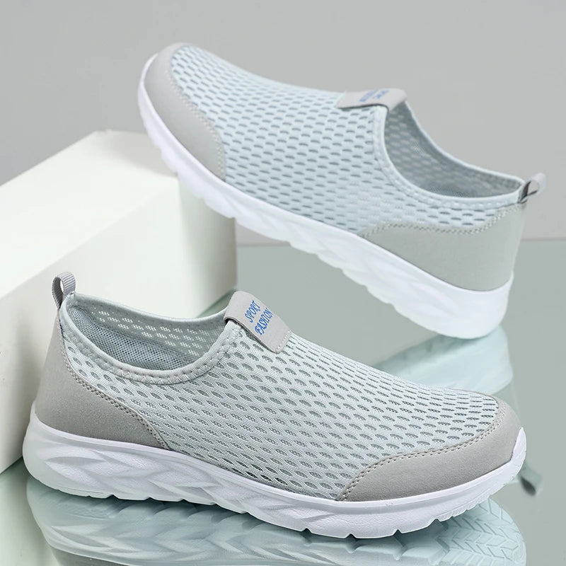 2025 New Shoes Men Loafers Light Walking Breathable Summer Comfortable Casual Shoes Men Sneakers Zapatillas Hombre Plus