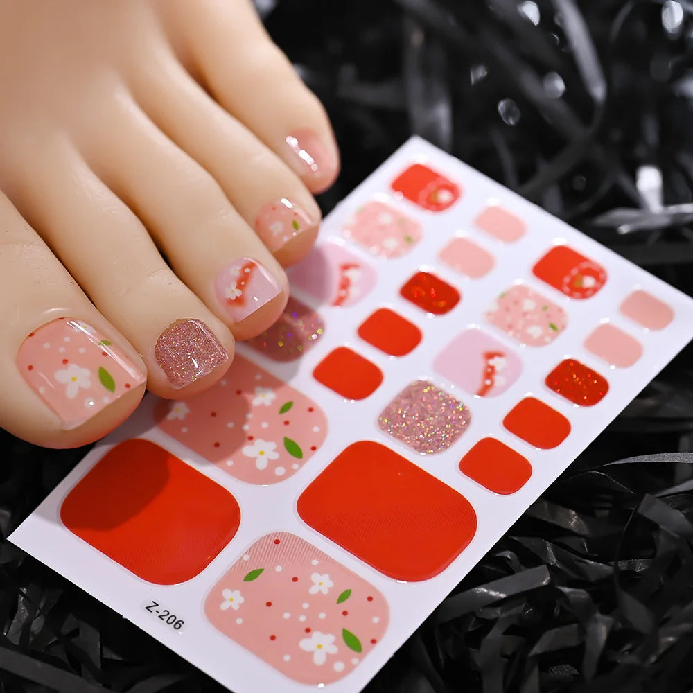 5Sheets Yellow Daisy Toenail Sticker 110Tips Full Cover Baking Free Toe Nail Wraps Elegant Flower Self-Adhesive Toe Polish Strip