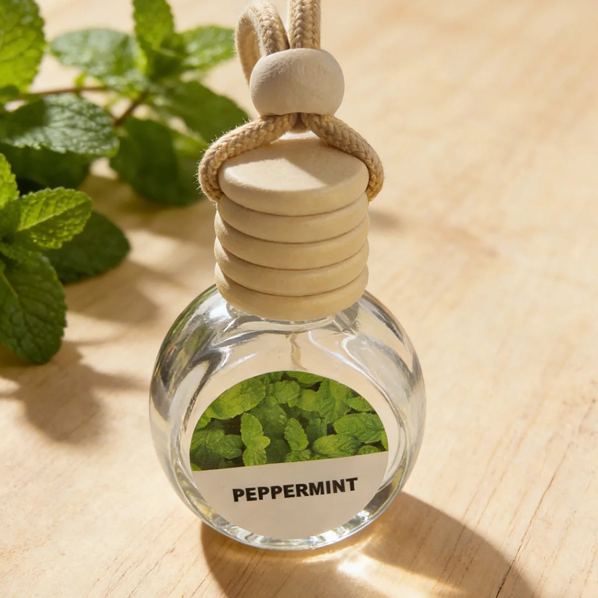 Car air freshener essential oil, provides a long-lasting fragrance to your car, one bottle lasts for 180 days