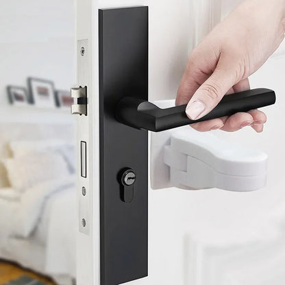 Home Universal ABS Protection Device for Children Safety ABS Anti-open Handle Locks Door Lever Lock Baby Kids Safety Doors Lock
