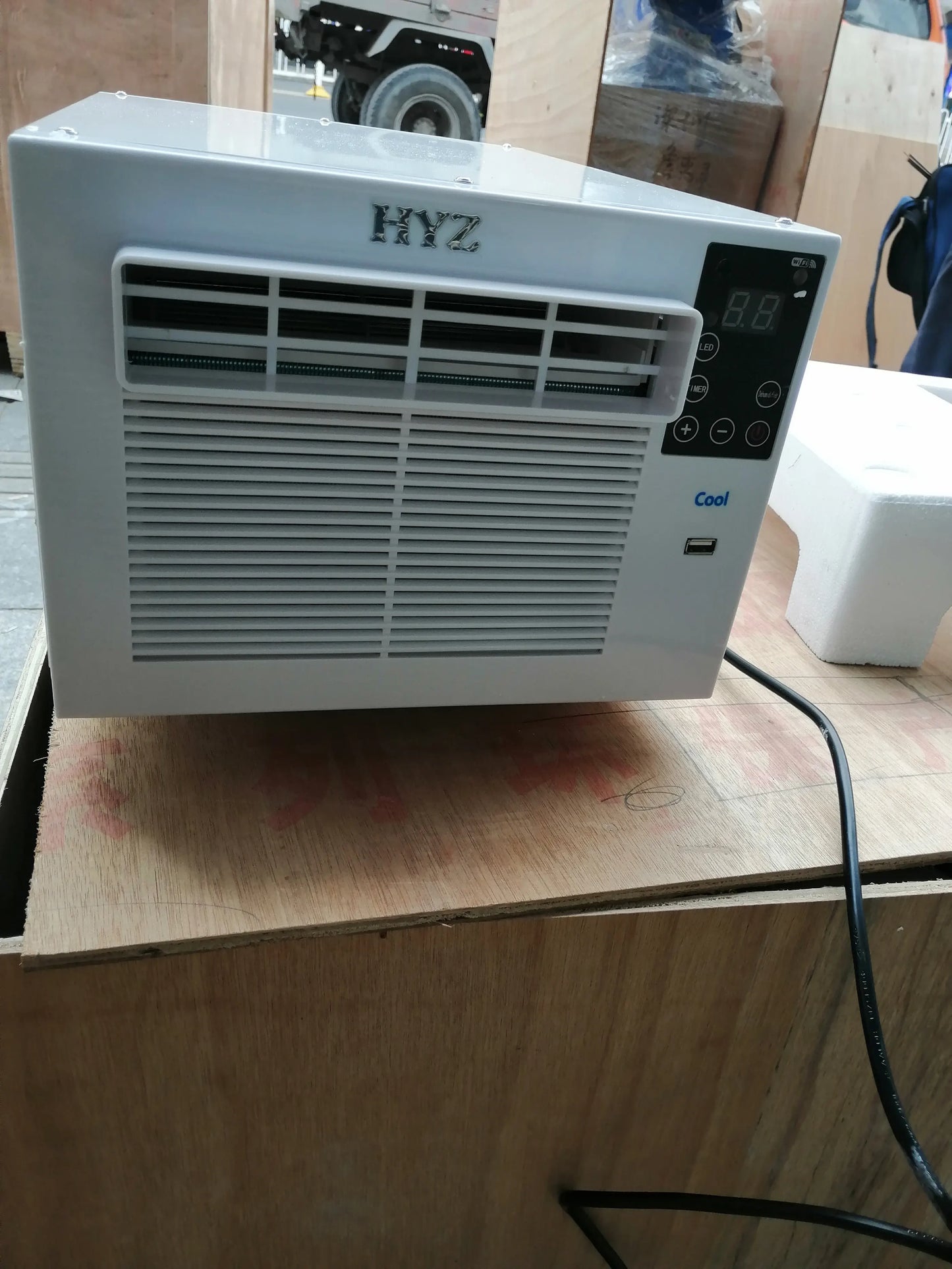 220V Mobile Small Air Conditioner 7m²Space Drainage-free Remote Control Power Saving Mini Cooling Heating Air Refrigerator 400W