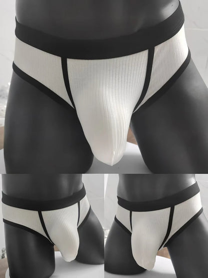 Men's briefs with large pockets are very sexy. Large-space sports underwear for men