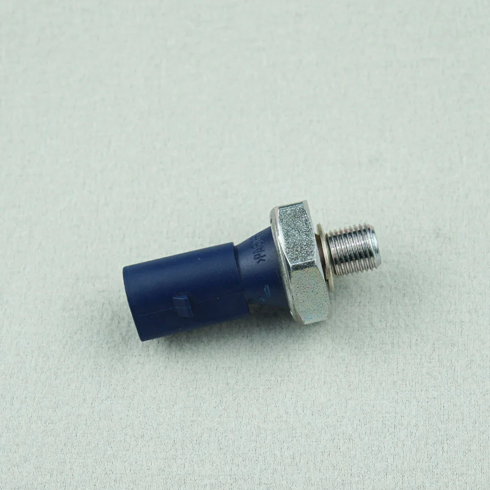 06H919081A Car Oil Pressure Sensor For VW Tiguan FOX GOLF EOS Passat CC T-ROC AUDI Q3 Q7 A4 A3 A5 04E919081A  Car Accessories