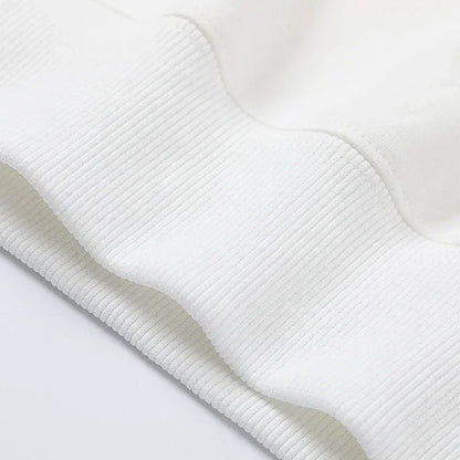 The 2026 new men's two-piece casual long-sleeved hooded sports shirt and sports pants set is suitable for wearing in autumn