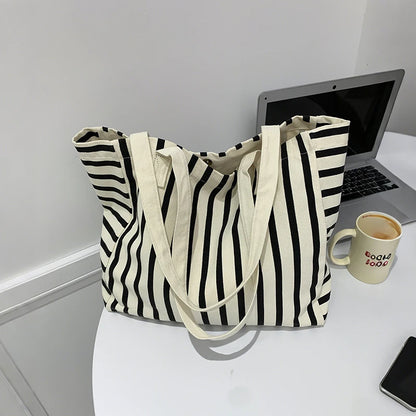 Striped Canvas Bag Beach Handbag Fashionable Women's Canvas Summer Large Capacity Shoulder Bag