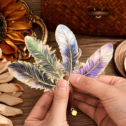1 pc Metal Bookmarks with Chain Pendant Colorful Feather Design Unique Gifts for Book Lovers Writers Students Teachers Holiday