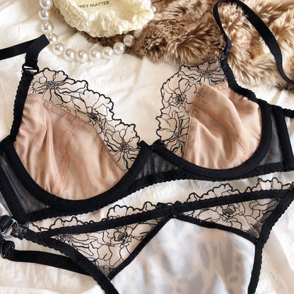 French Ultra Thin Women Lingerie Set Sexy Satin Lace Splicing Comfort Bras Leopard Print Temptation Bra and Thong Sets Underwear