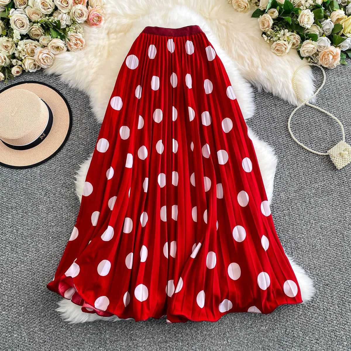 2026 Pleated Skirt Elastic Waist Polka Dot Fashion Printed Slim Pleated Skirt Women's Summer New Beach Vacation Mid-length Skirt